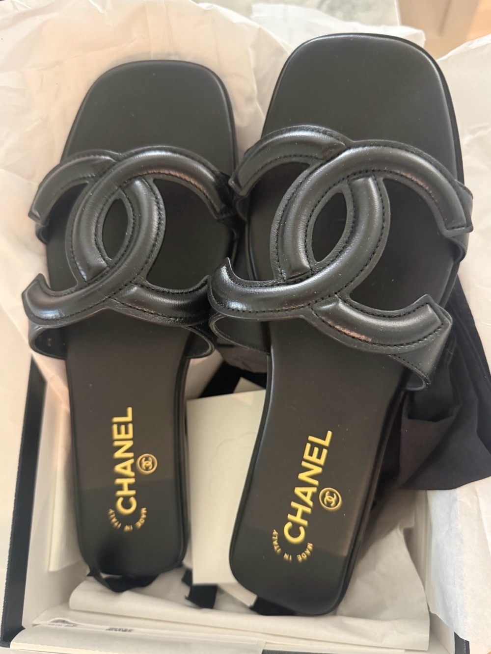 CHANEL Black Leather Interlocking CC Slide Sandals Matthieu Blazy size 41